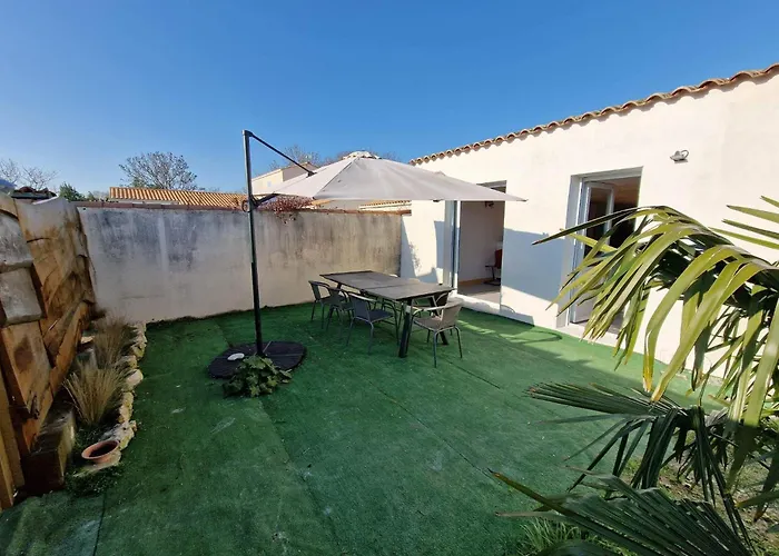 Maison De Village Au Calme Climatisee 2 *