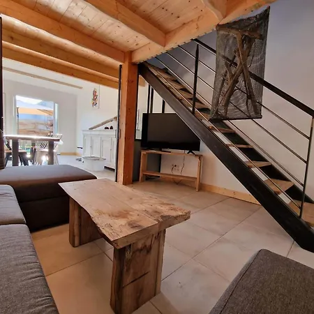 בית נופש Maison De Village Au Calme Climatisee 2 *