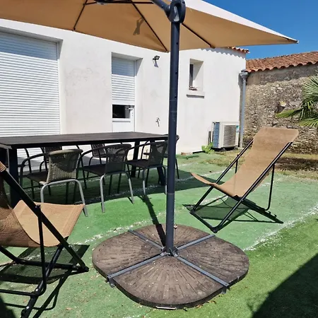 Maison De Village Au Calme Climatisee 2 *