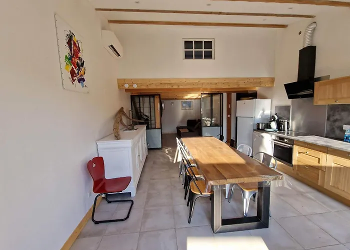 Feriehus Maison De Village Au Calme Climatisee 2 *